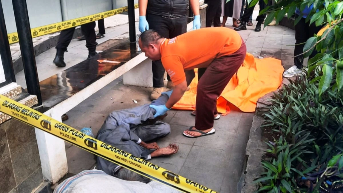 Polisi Evakuasi Dua Jasad Pria di Dua Tempat Berbeda di Purwakarta, Satu Tanpa Identitas