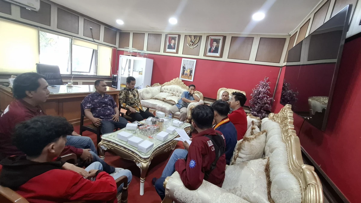 IMM dan GMNI Audiensi di DPRD Subang, Sampaikan 10 Tuntutan Strategis Mahasiswa Subang