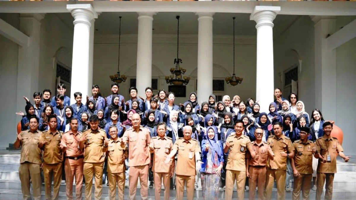 50 Mahasiswa IPB KKNT di 6 Desa/Kelurahan di Purwakarta