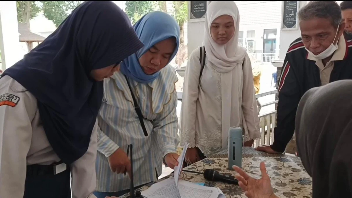 SPMB Tahap II, Orang Tua Siswa di Purwakarta Khawatir Anaknya Tak Lulus Uji Kompetensi Prestasi