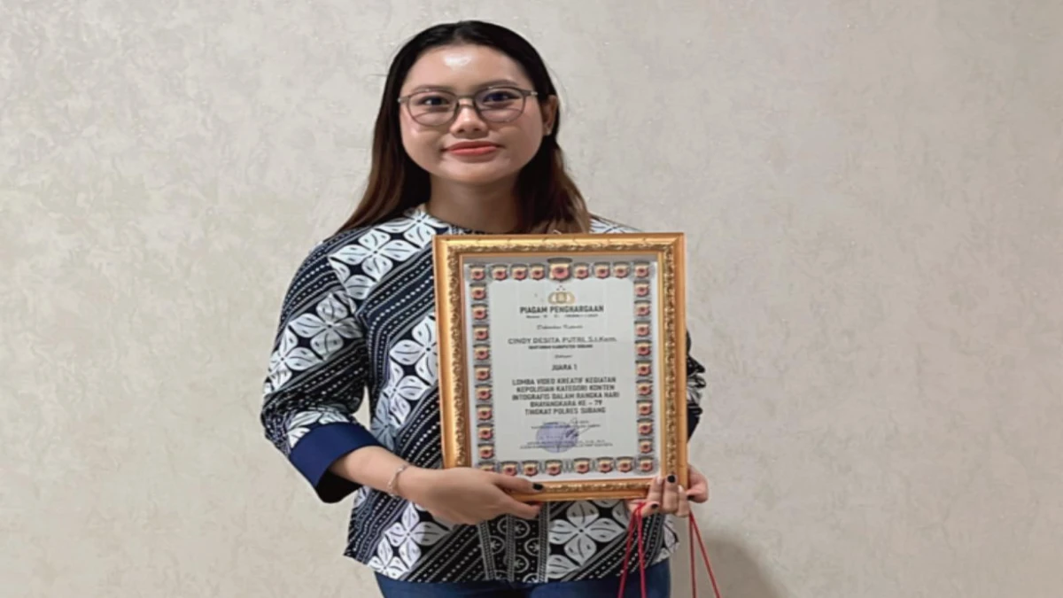 Jurnalis Pasundan Ekspres, Cindy Desita Putri Sabet Juara 1 Lomba Infografis HUT Bhayangkara ke-79 Polres Subang