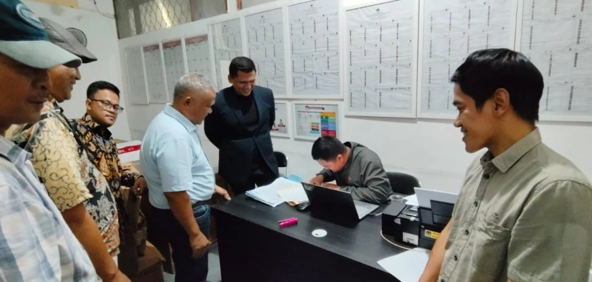 Daftar ke KPU Purwakarta, Tatang-Riqqi Resmi Ikut Pilkada Jalur Perseorangan