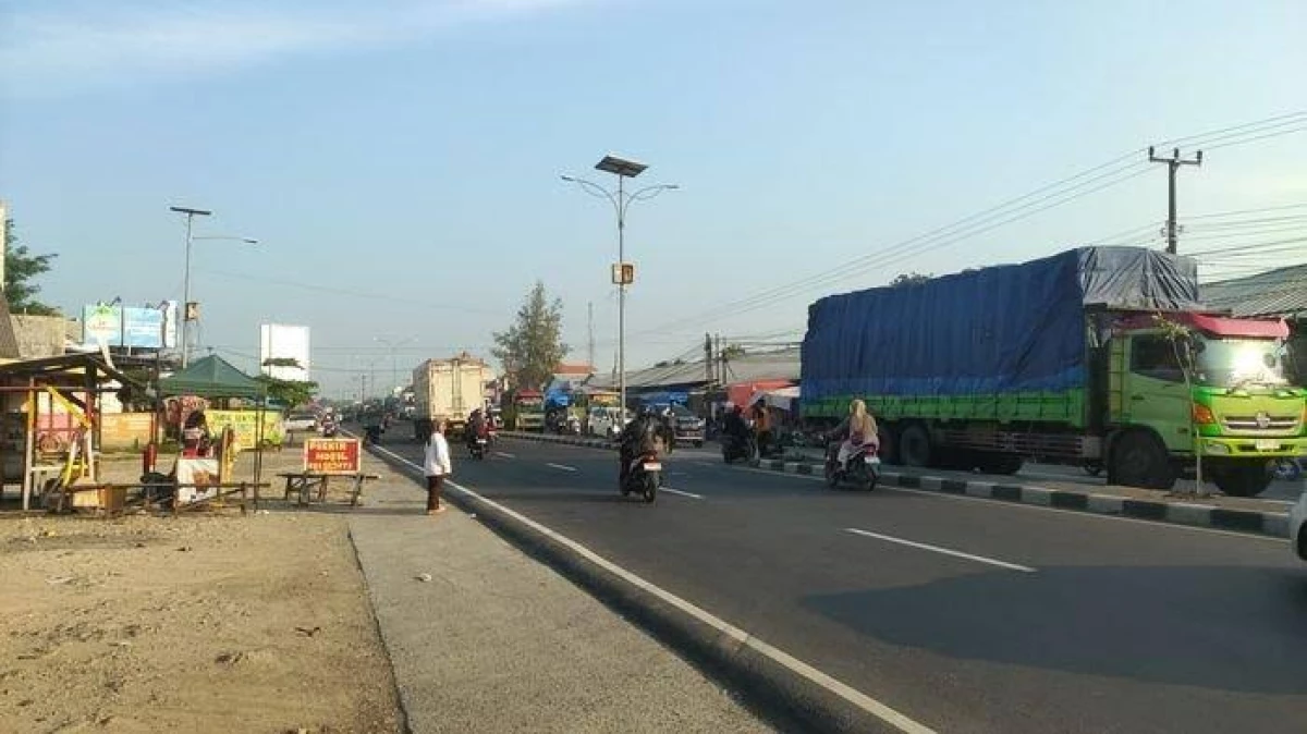 Jelang Pilkada Subang 2024, Warga Berharap Bupati Terpilih Bisa Perbaiki Jalan Rusak