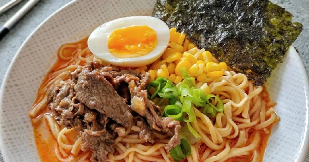 Cuma Butuh Waktu 15 Menit! Ini Dia Resep Beef Miso Ramen yang Endull