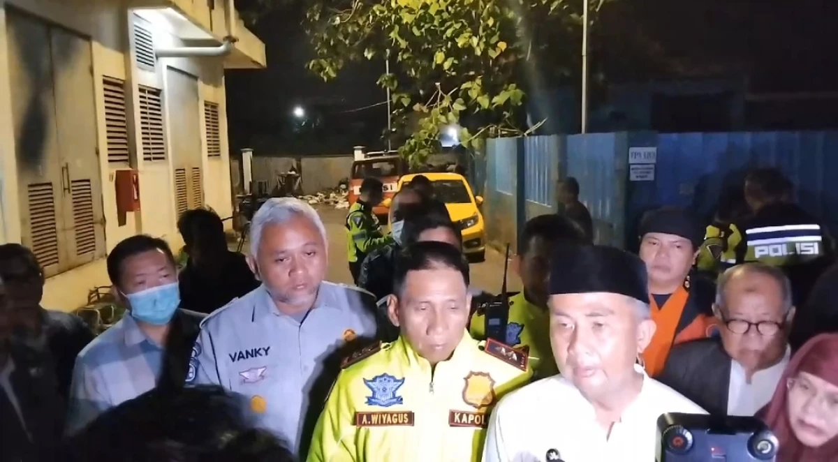Pj Gubernur Jabar Bey Machmudin Kunjungi RSUD Subang, Pastikan Evakuasi dan Penanganan Korban Kecelakaan Dilaksanakan dengan Baik