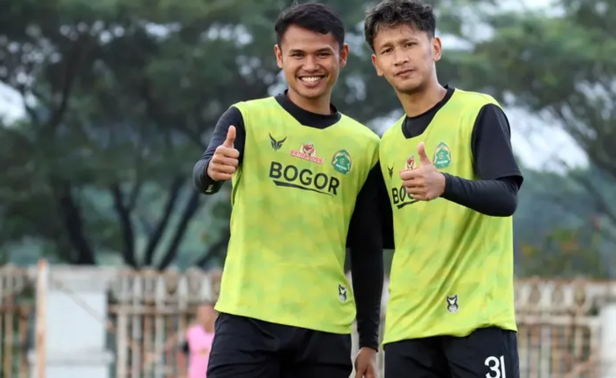 Muhammad Dimas Drajad dan Yandi Sofyan. (Bola.com/Nandang Permana)