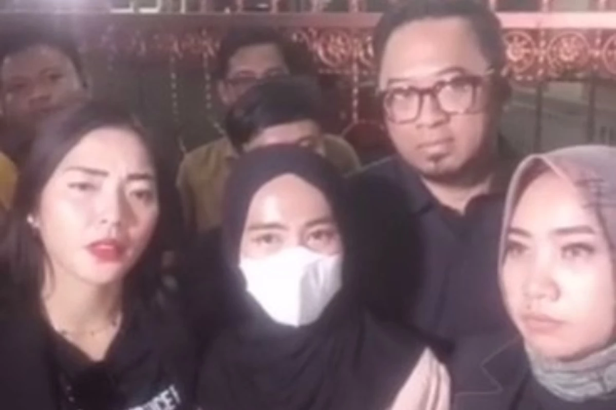 Ditanya Kebenaran Soal Linda Kesurupan Arwah Vina, Putri Maya Jawab Hal Ini