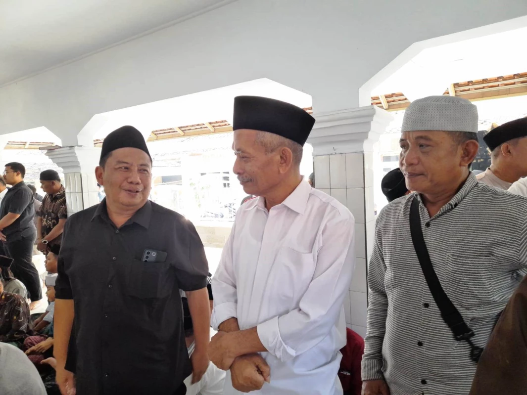 Politisi senior PDIP yang juga Mantan Bupati Subang H Ating Rusnatim Katakan Koalisi PDIP-Gerindra Bisa Terjadi