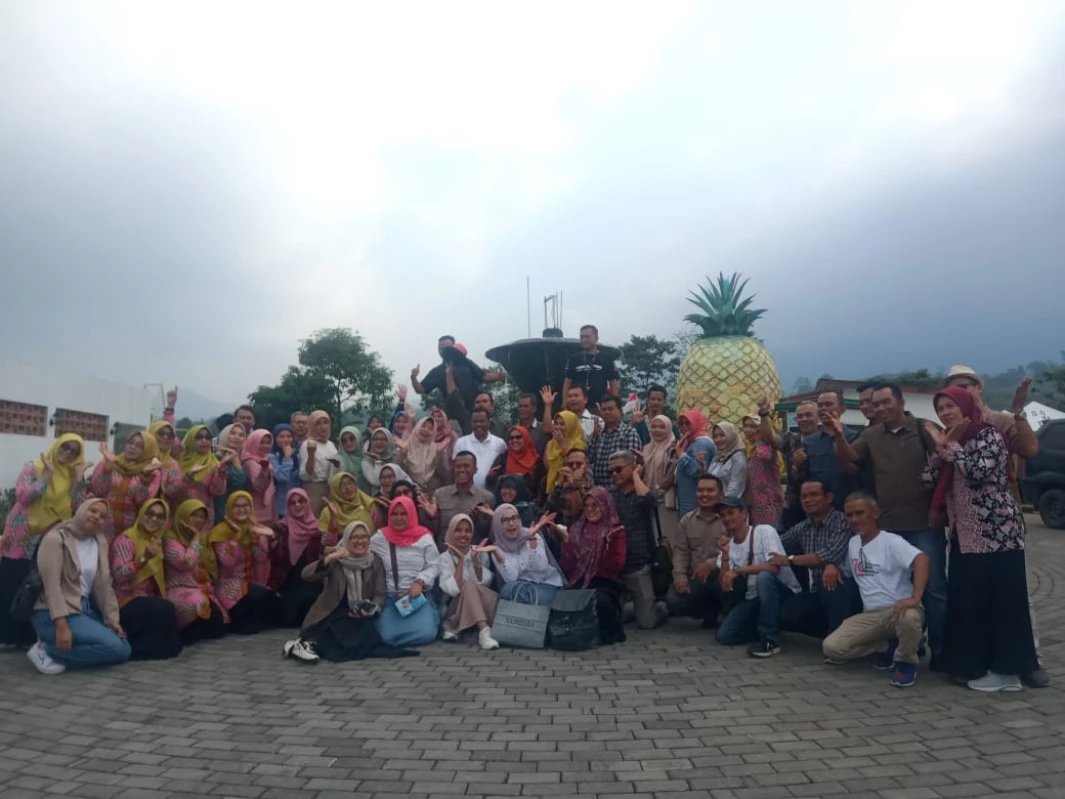 Pisah Sambut Kepala Disdikbud Subang, Tatang Komara Titip Pesan Penting ke Nunung Suryani