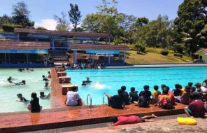 Kolam renang Ciheuleut Subang