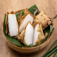 Tips Menyimpan Ketupat Lebaran agar Tidak Cepat Basi