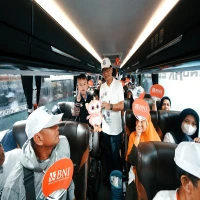 BNI turut menyukseskan program mudik gratis yang diinisiasi Kementerian Badan Usaha Milik Negara (BUMN) dalam rangka mendukung kelancaran arus mudik Lebaran dengan menggunakan angkutan massal.