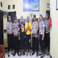 Polisi hina seniman di subang