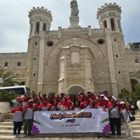 JNE kembali memberangkatkan 44 Ksatria dan Srikandi beragama Nasrani untuk melaksanakan perjalanan rohani ke Holyland.