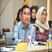 Anggota DPRD Provinsi Jawa Barat dari Komisi V