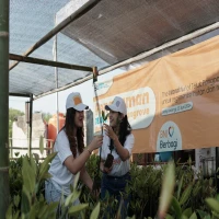 PT Bank Negara Indonesia (Persero) Tbk atau BNI memperkuat komitmennya dalam menjaga keanekaragaman hayati melalui konservasi lahan kritis salah satunya dengan menjaga hutan Mangrove di Banyuwangi.