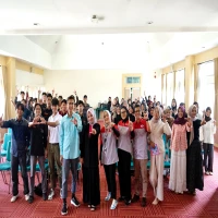 JNE kembali menghadirkan Creative Workshop bertajuk Inspirasi Tanpa Batas yang diadakan di beberapa kampus di Bandung.