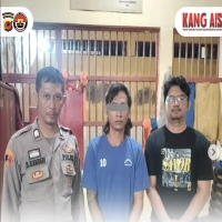 penusukan subang