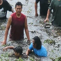 Polisi Subang berhasil meringkus dua terduga pelaku pencurian kendaraan bermotor (curanmor) bersenjata api setelah baku kejar di kawasan rawa.